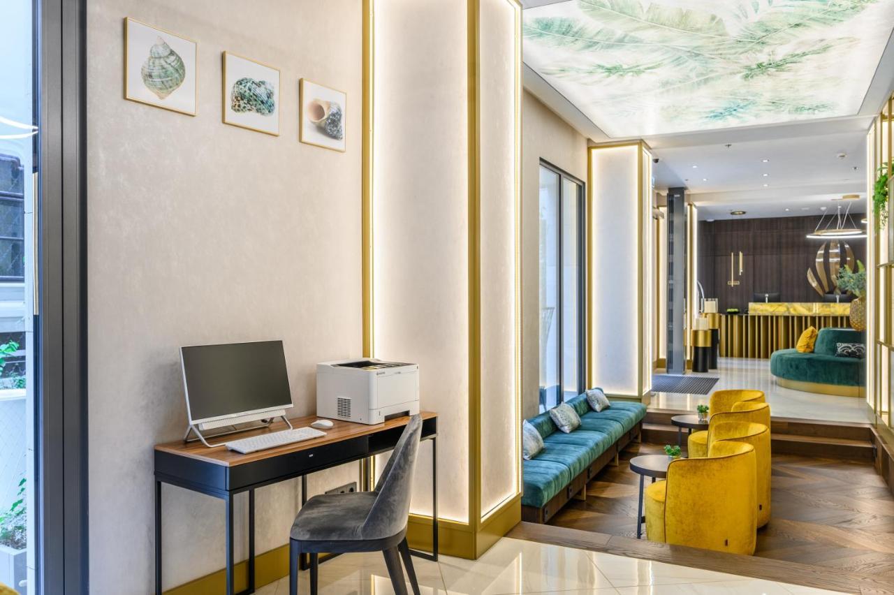 بودابست Emerald Downtown Luxury Suites By Continental Group المظهر الخارجي الصورة