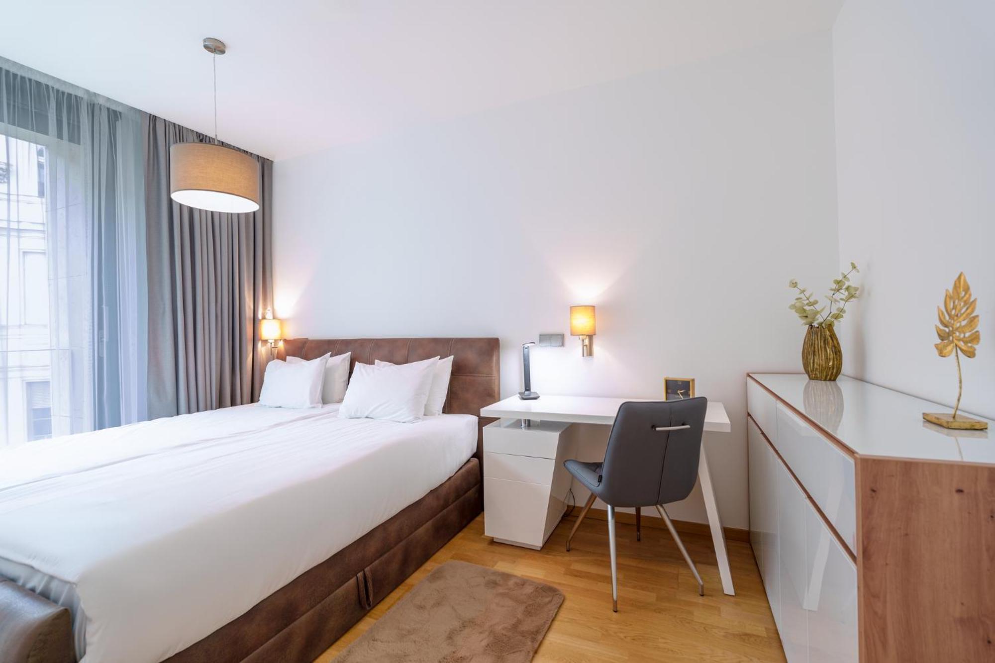 بودابست Emerald Downtown Luxury Suites By Continental Group المظهر الخارجي الصورة